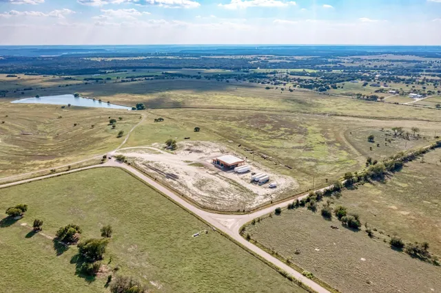 $490,000 | 1155 County Road 304, Oglesby, TX 76561