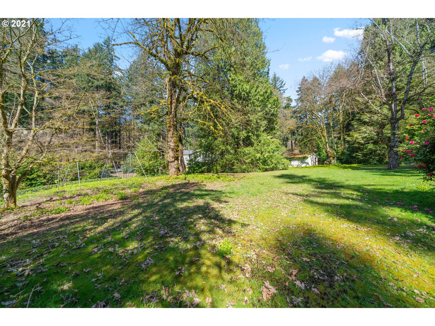 170 Southwest Birdshill Road Portland, OR 97219 - Photo 29 of 32 Gallery Image 29