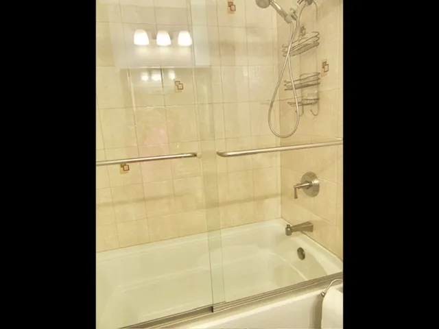 $3,000 | 43 Buckingham Lane, Unit 43, Buffalo Grove, IL 60089