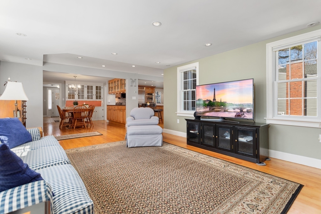 108 Pine Ridge Road Reading, MA 01867 - Photo 16 of 37