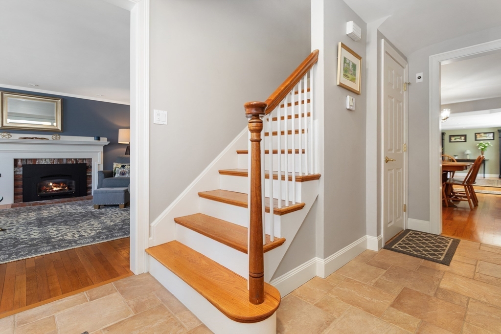 108 Pine Ridge Road Reading, MA 01867 - Photo 21 of 37