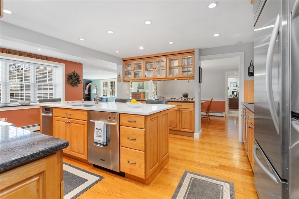 108 Pine Ridge Road Reading, MA 01867 - Photo 7 of 37