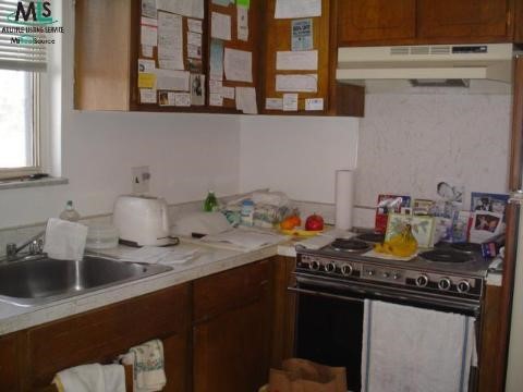 29678 Hoover Road Warren, MI 48093 - Photo 7 of 10 136275-6.JPG