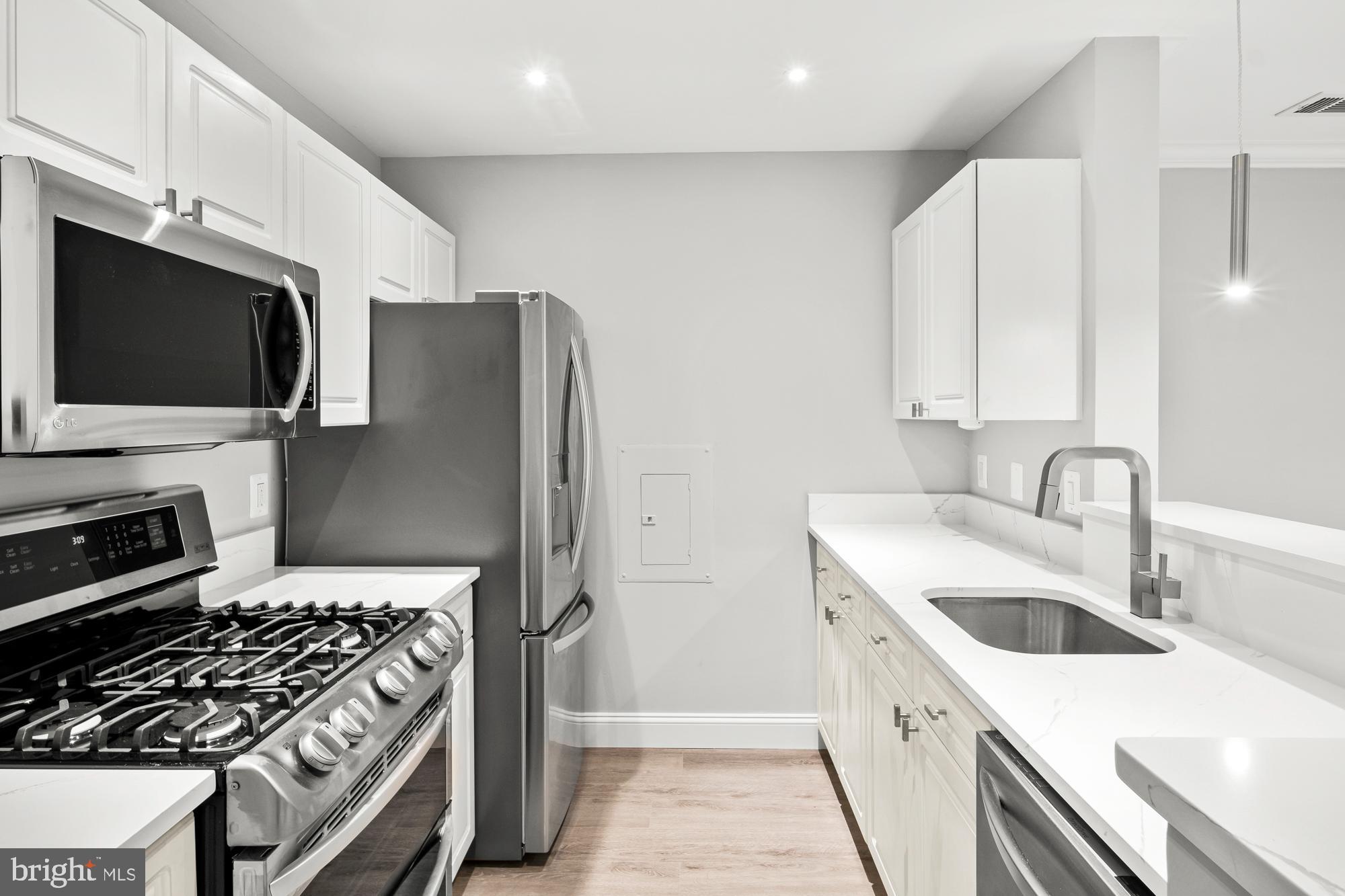 5573 Seminary Road, Unit 314 Falls Church, VA 22041 - Photo 12 of 54 Gallery Image 12