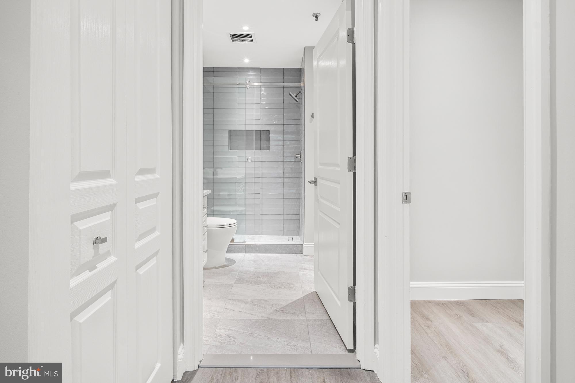 5573 Seminary Road, Unit 314 Falls Church, VA 22041 - Photo 34 of 54 Gallery Image 34