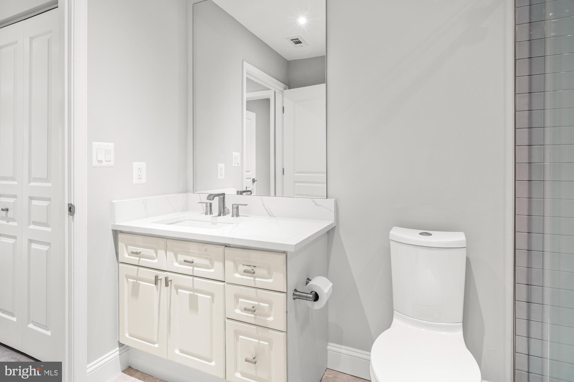5573 Seminary Road, Unit 314 Falls Church, VA 22041 - Photo 36 of 54 Gallery Image 36