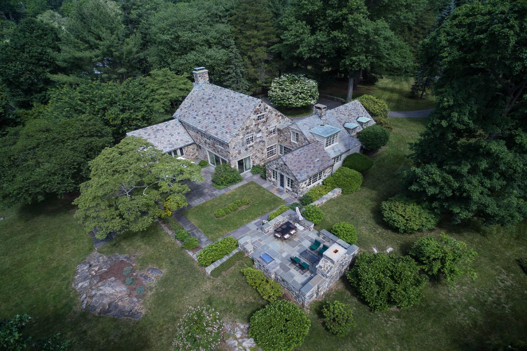 42 Old Farm Road Darien, CT 06820 - Photo 5 of 35 an aerial view of a house with a yard