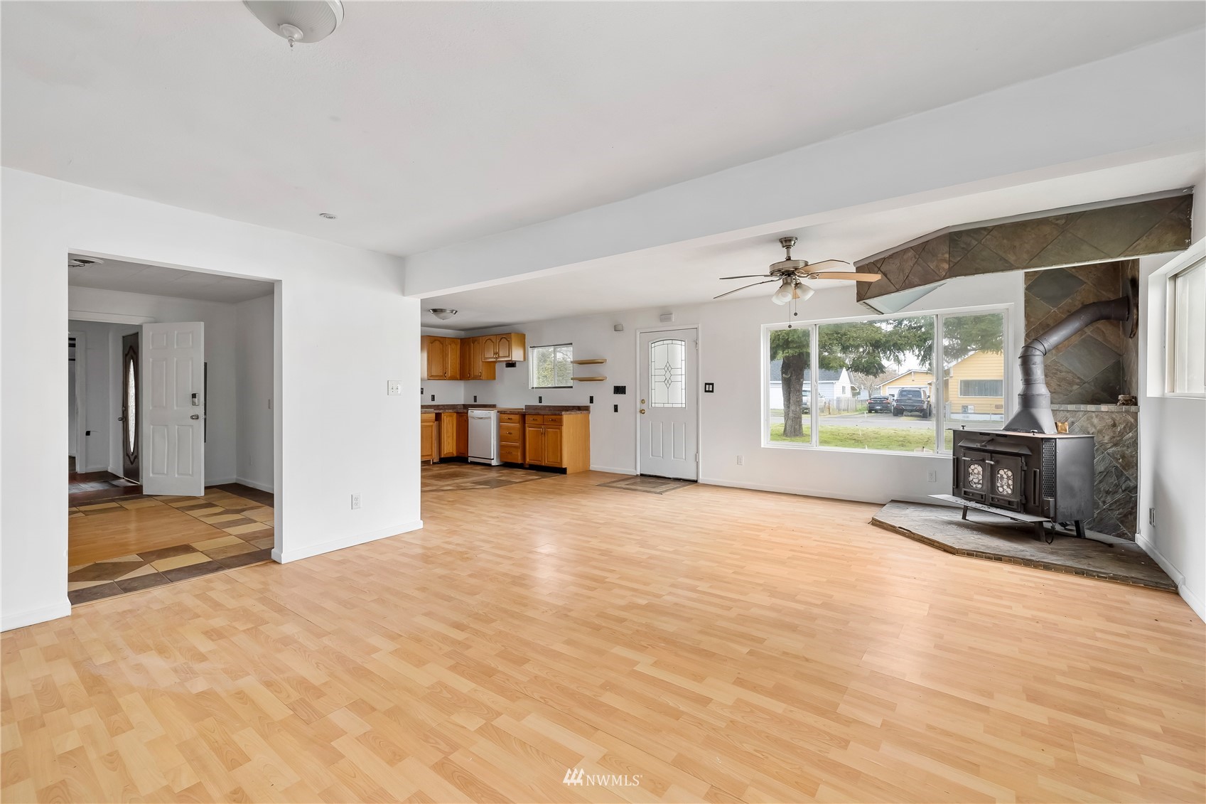 1225 Harding Road Aberdeen, WA 98520 - Photo 4 of 33 Gallery Image 4