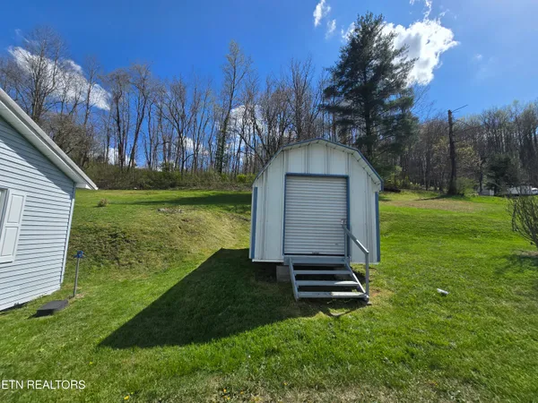 $132,500 | 120 Old Fincastle Road, Rose Hill, VA 24281