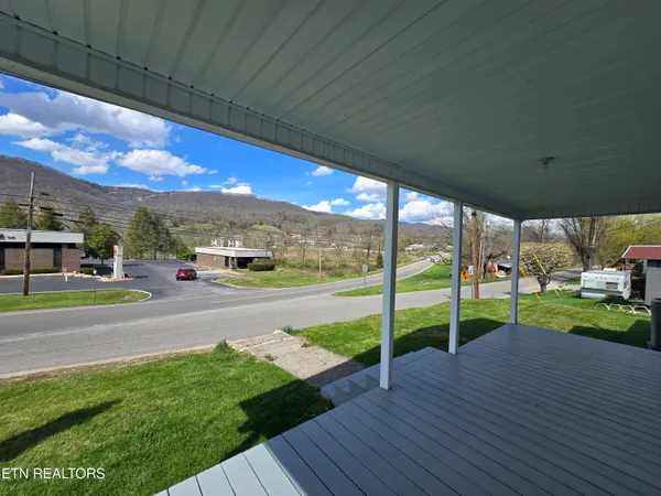 $132,500 | 120 Old Fincastle Road, Rose Hill, VA 24281