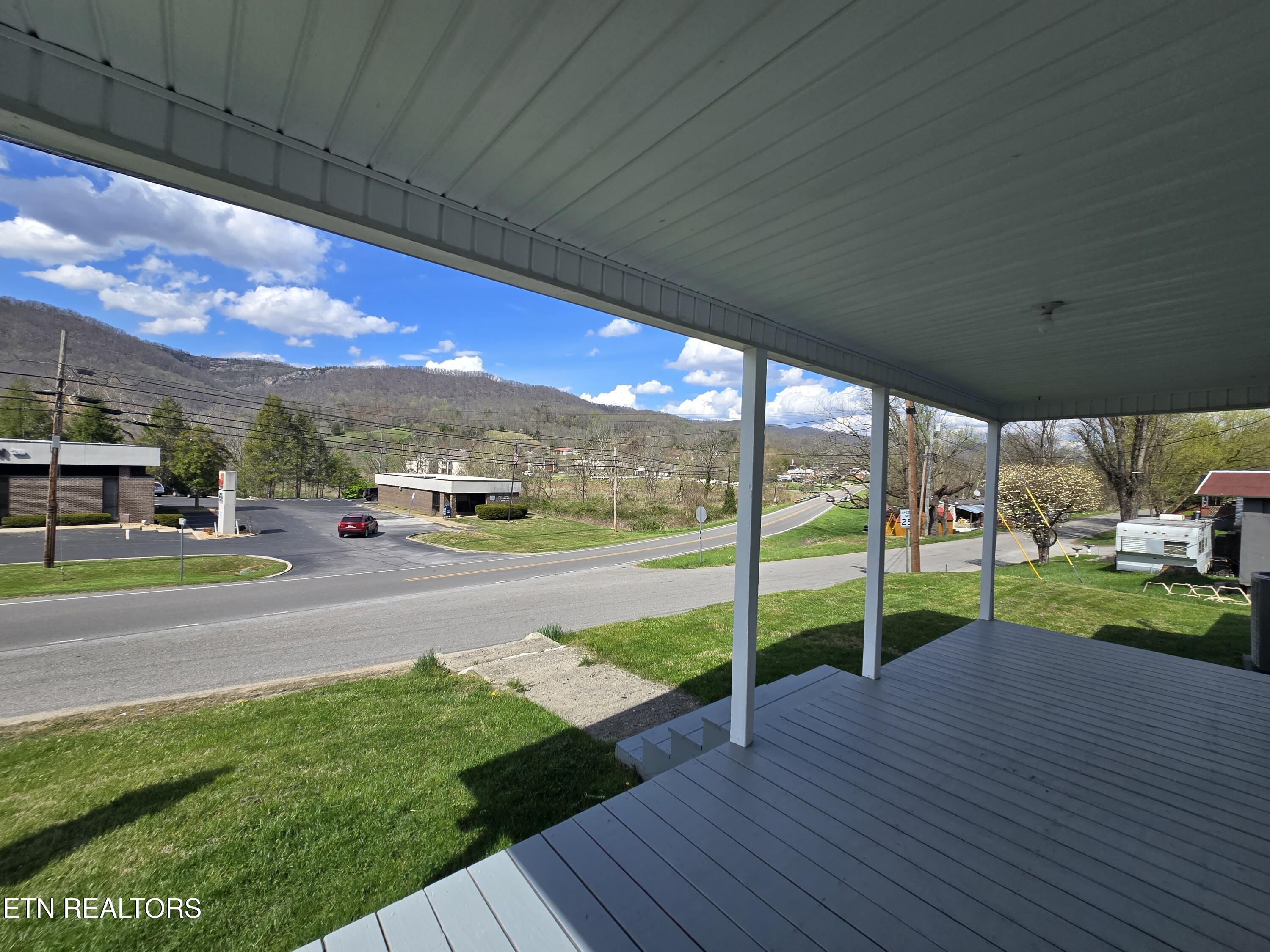 120 Old Fincastle Road Rose Hill, VA 24281 - Photo 4 of 21 20260402_151546