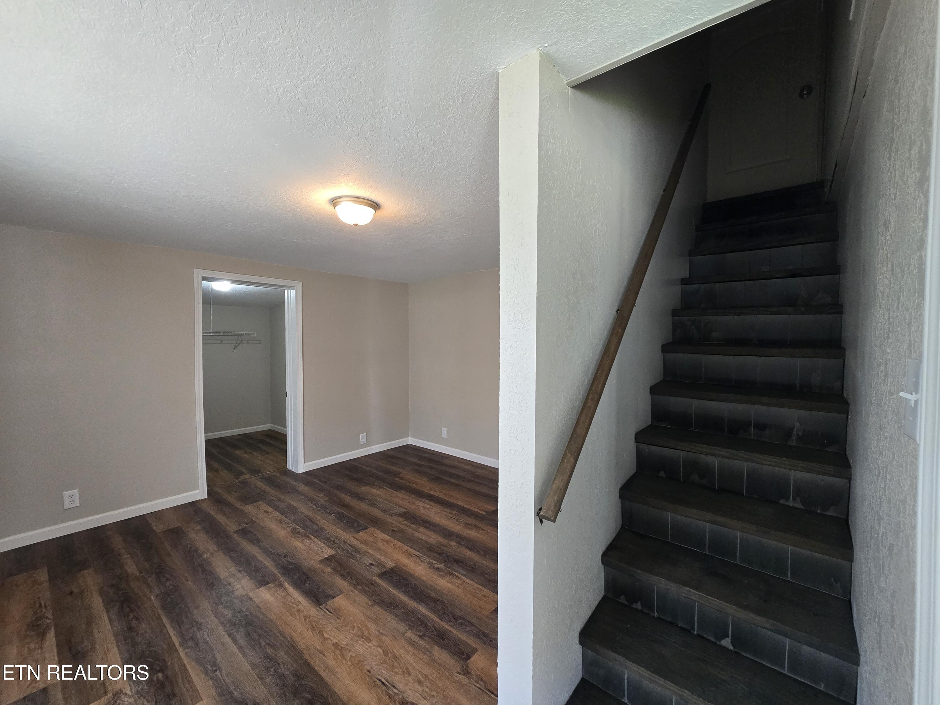 120 Old Fincastle Road Rose Hill, VA 24281 - Photo 8 of 21 20260402_150640