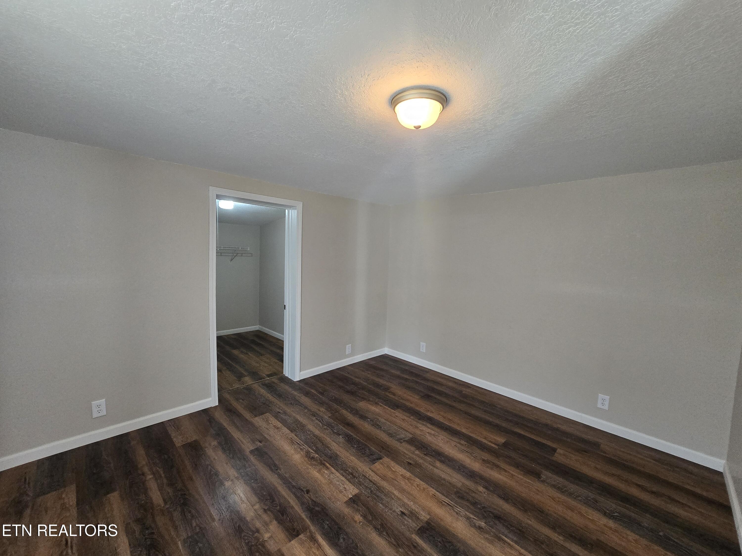 120 Old Fincastle Road Rose Hill, VA 24281 - Photo 9 of 21 20260402_150613