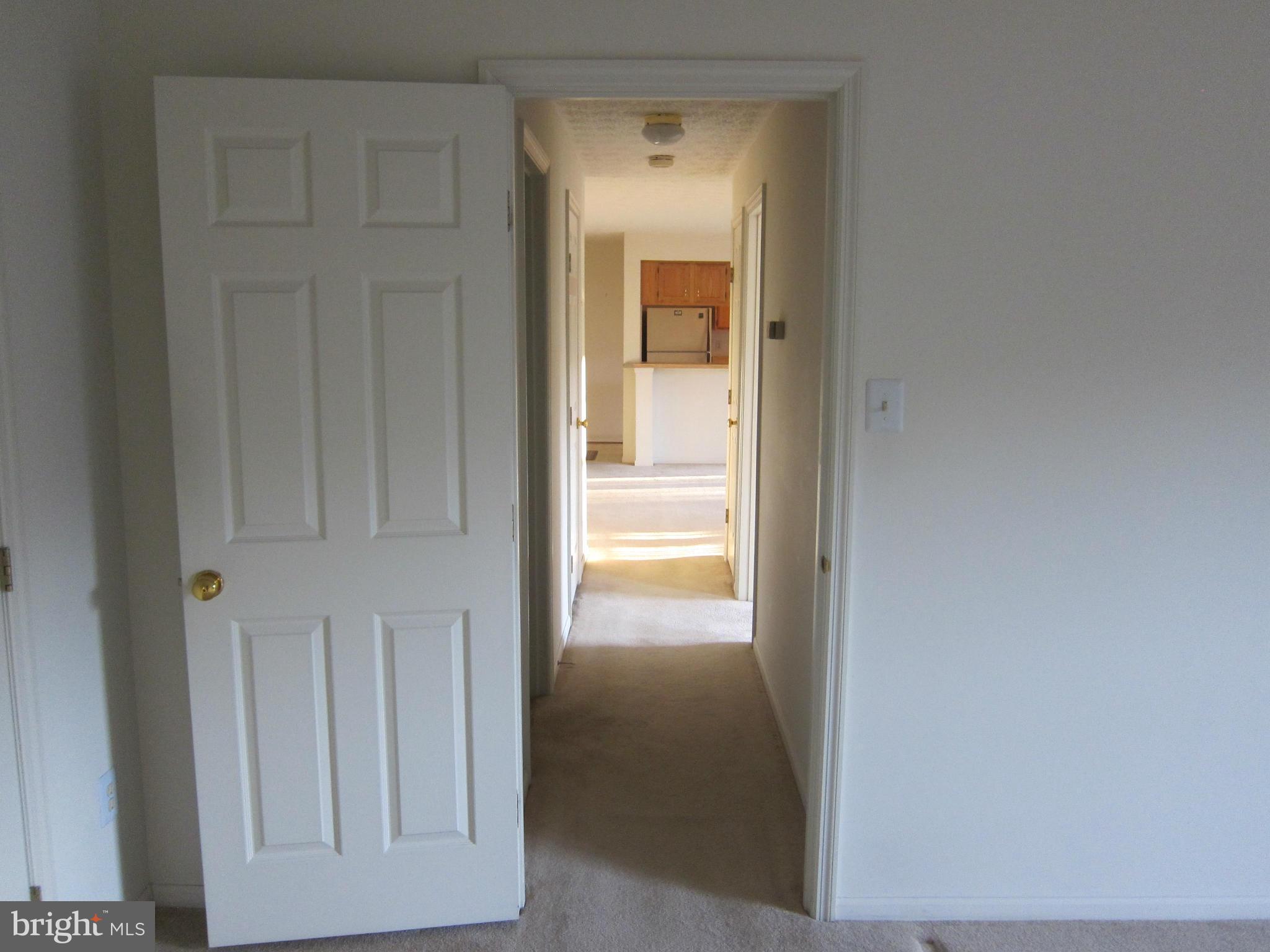 637 Deering Road, Unit 2G Pasadena, MD 21122 - Photo 12 of 21 Hallway