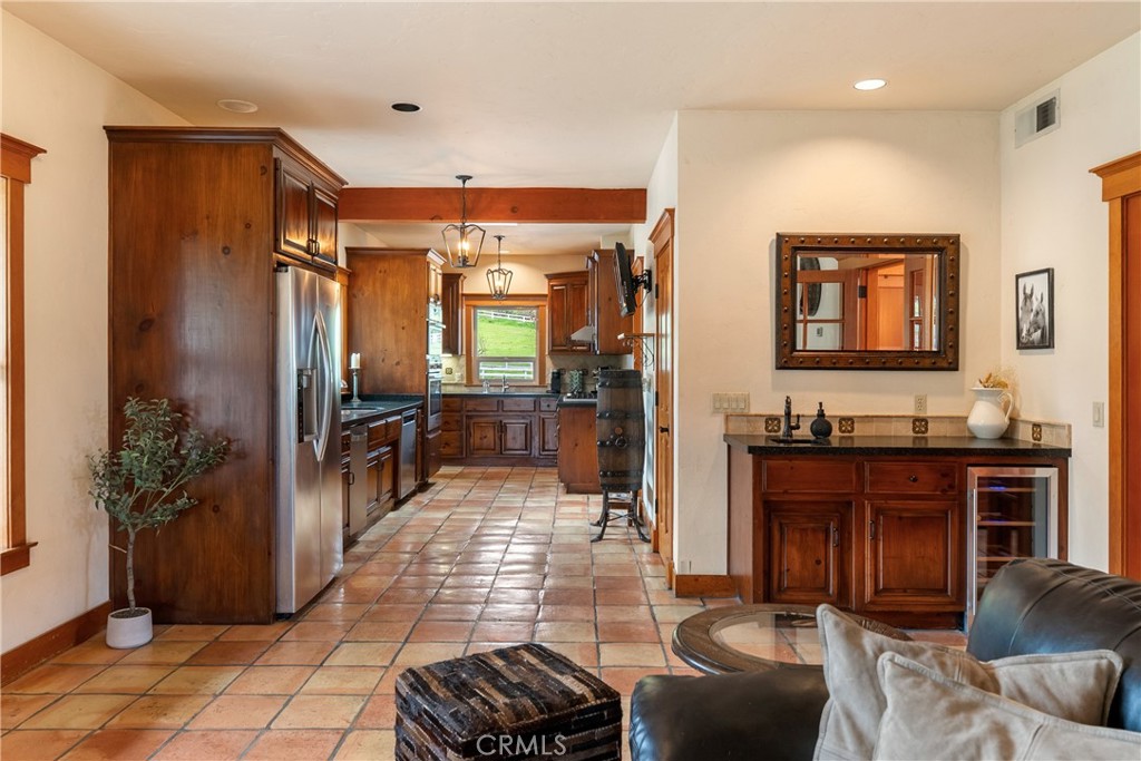 805 Spring Creek Way Templeton, CA 93465 - Photo 19 of 66 Kitchen off Family Room