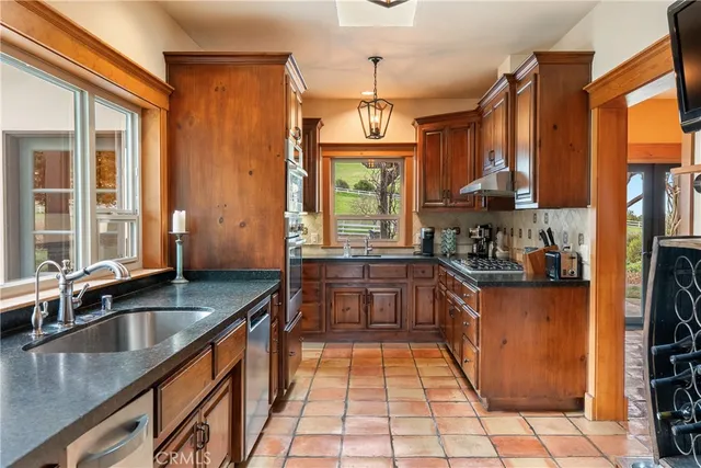 $1,999,900 | 805 Spring Creek Way, Templeton, CA 93465