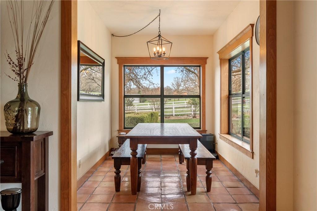 805 Spring Creek Way Templeton, CA 93465 - Photo 25 of 66 Sunny Breakfast Room