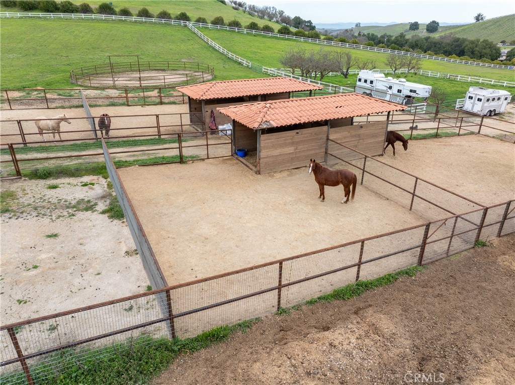 805 Spring Creek Way Templeton, CA 93465 - Photo 51 of 65 Large Turnouts