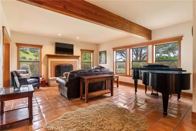 $1,999,900 | 805 Spring Creek Way, Templeton, CA 93465