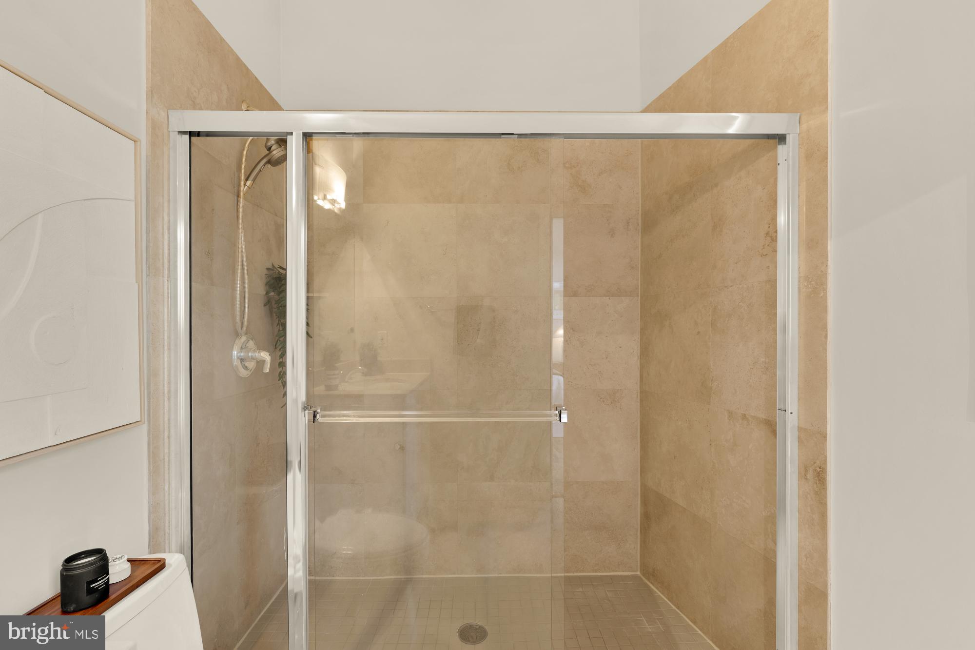 2380 Champlain Street Northwest, Unit 203 Washington, DC 20009 - Photo 28 of 45