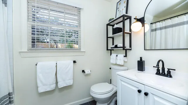 $3,800 | 4901 Ashby Avenue, North Charleston, SC 29405