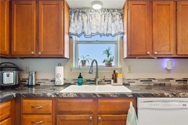 $799,995 | 503 County Road 2130, Meridian, TX 76665