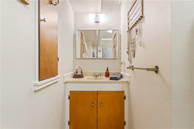 $799,995 | 503 County Road 2130, Meridian, TX 76665