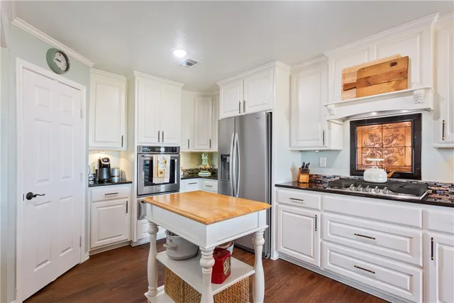 $799,995 | 503 County Road 2130, Meridian, TX 76665