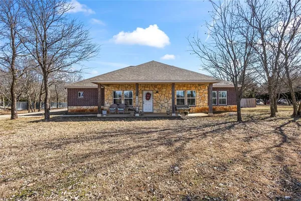 $449,000 | 8045 County Road 1200, Grandview, TX 76050