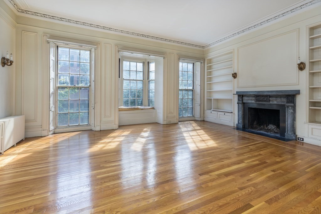 7 Chestnut Street Boston, MA 02108 - Photo 4 of 13