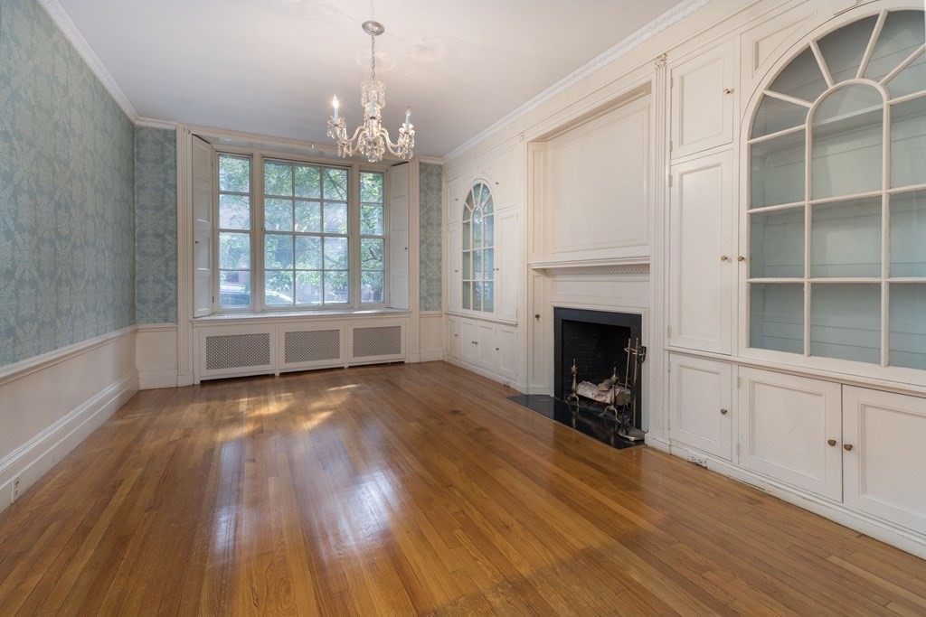 7 Chestnut Street Boston, MA 02108 - Photo 8 of 13