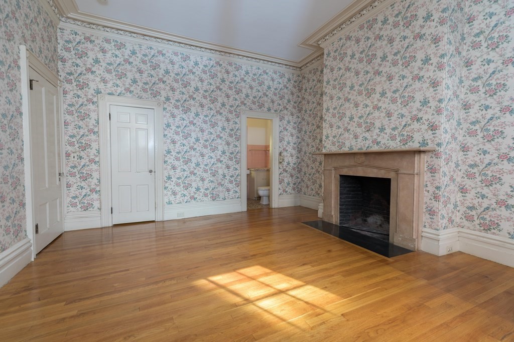 7 Chestnut Street Boston, MA 02108 - Photo 9 of 13