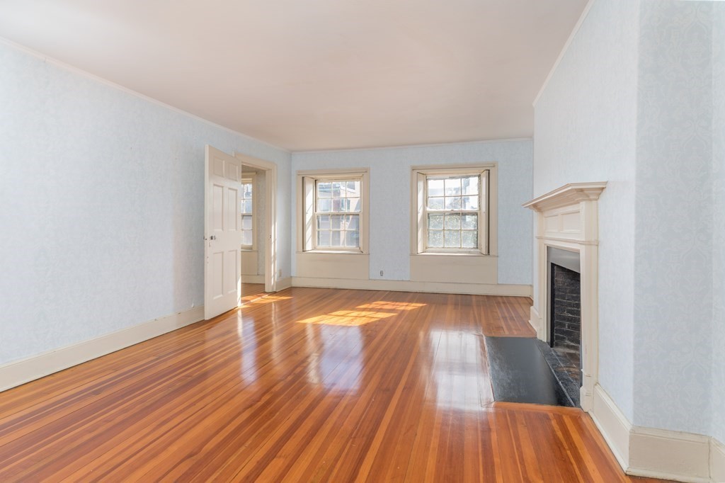 7 Chestnut Street Boston, MA 02108 - Photo 10 of 13