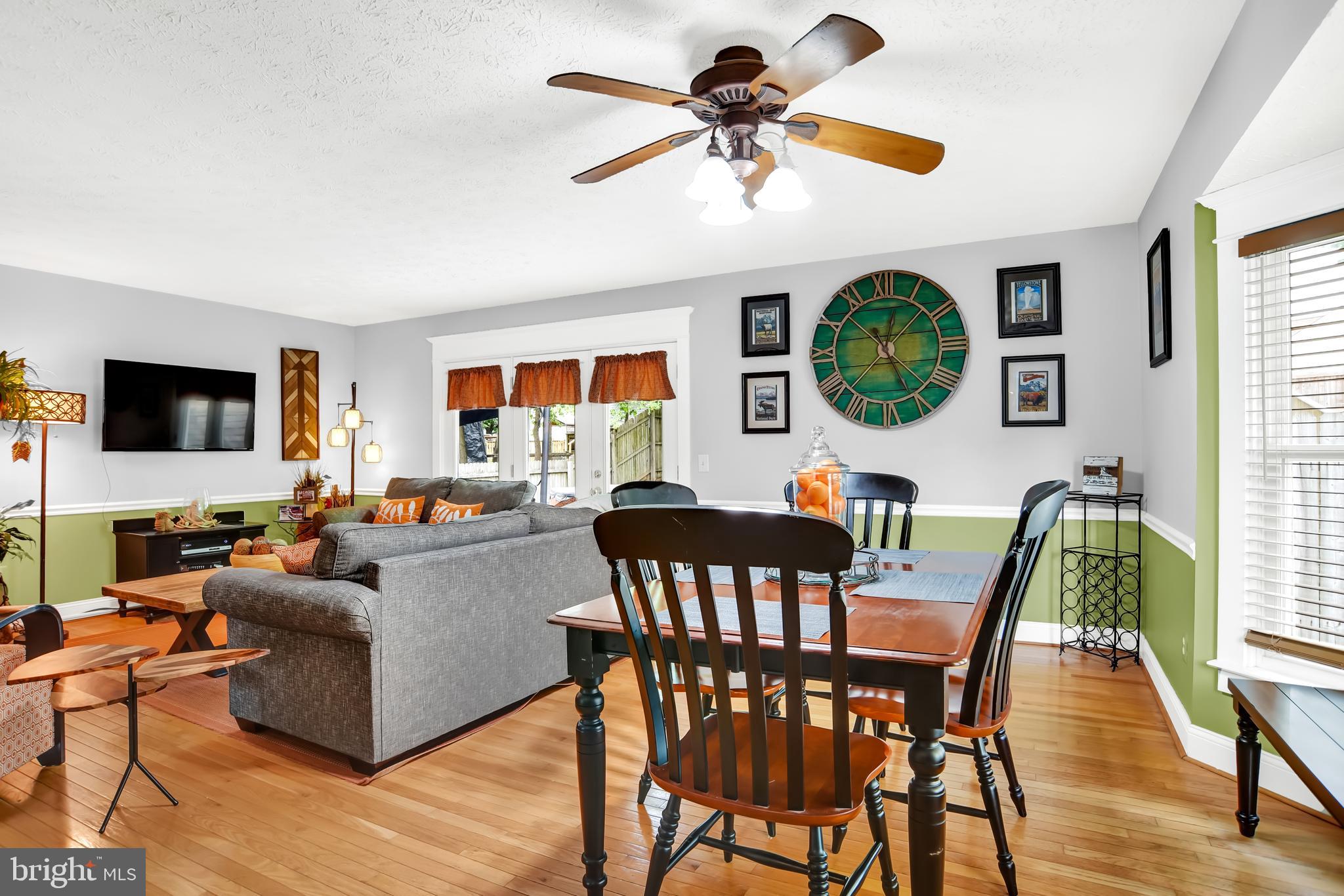 3442 Brookhaven Road Pasadena, MD 21122 - Photo 12 of 30 Wonderful entertaining spaces.