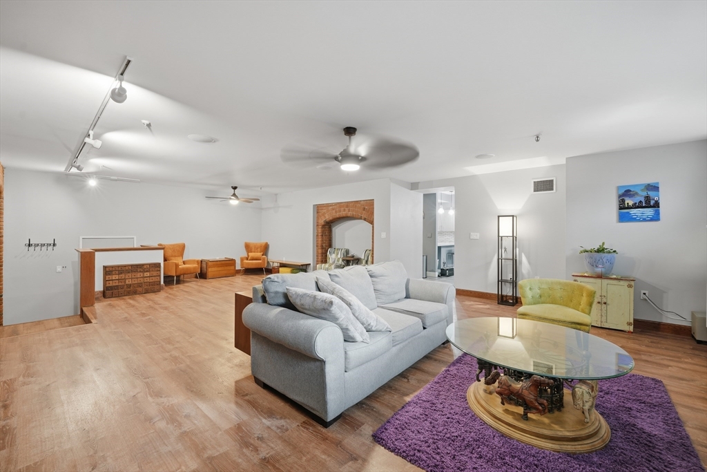 235 State Street, Unit 111 Springfield, MA 01103 - Photo 5 of 27