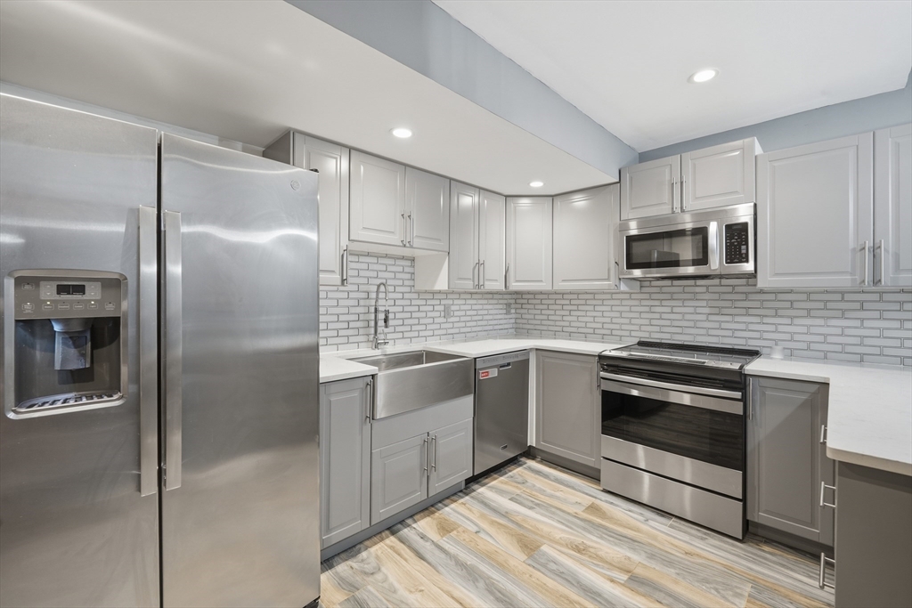 235 State Street, Unit 111 Springfield, MA 01103 - Photo 9 of 27