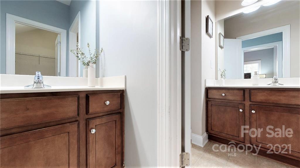 2007 Fallondale Road Waxhaw, NC 28173 - Photo 39 of 48 a bathroom with a sink and a mirror