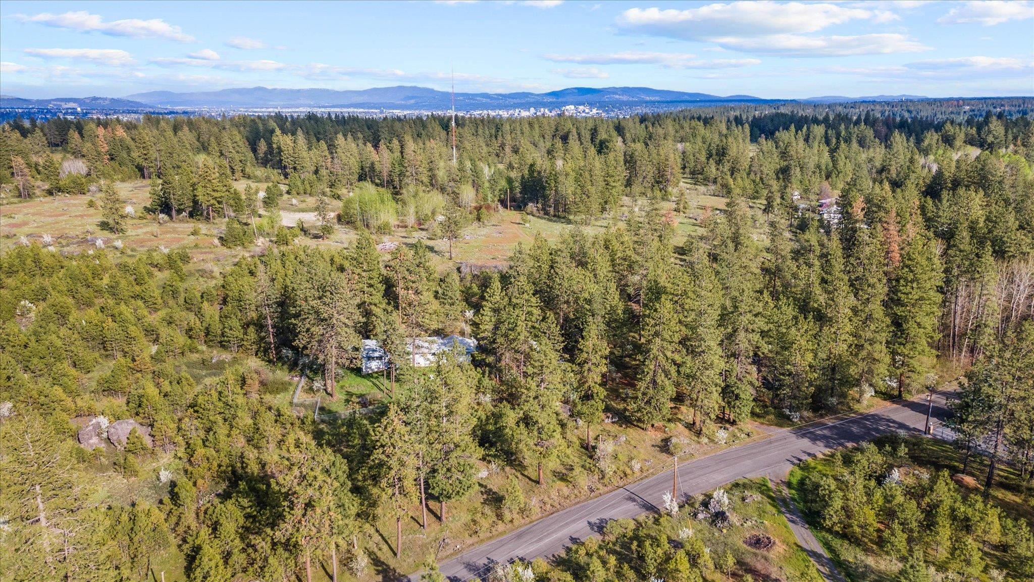 4410 North Dowdy Road Spokane, WA 99224 - Photo 7 of 11
