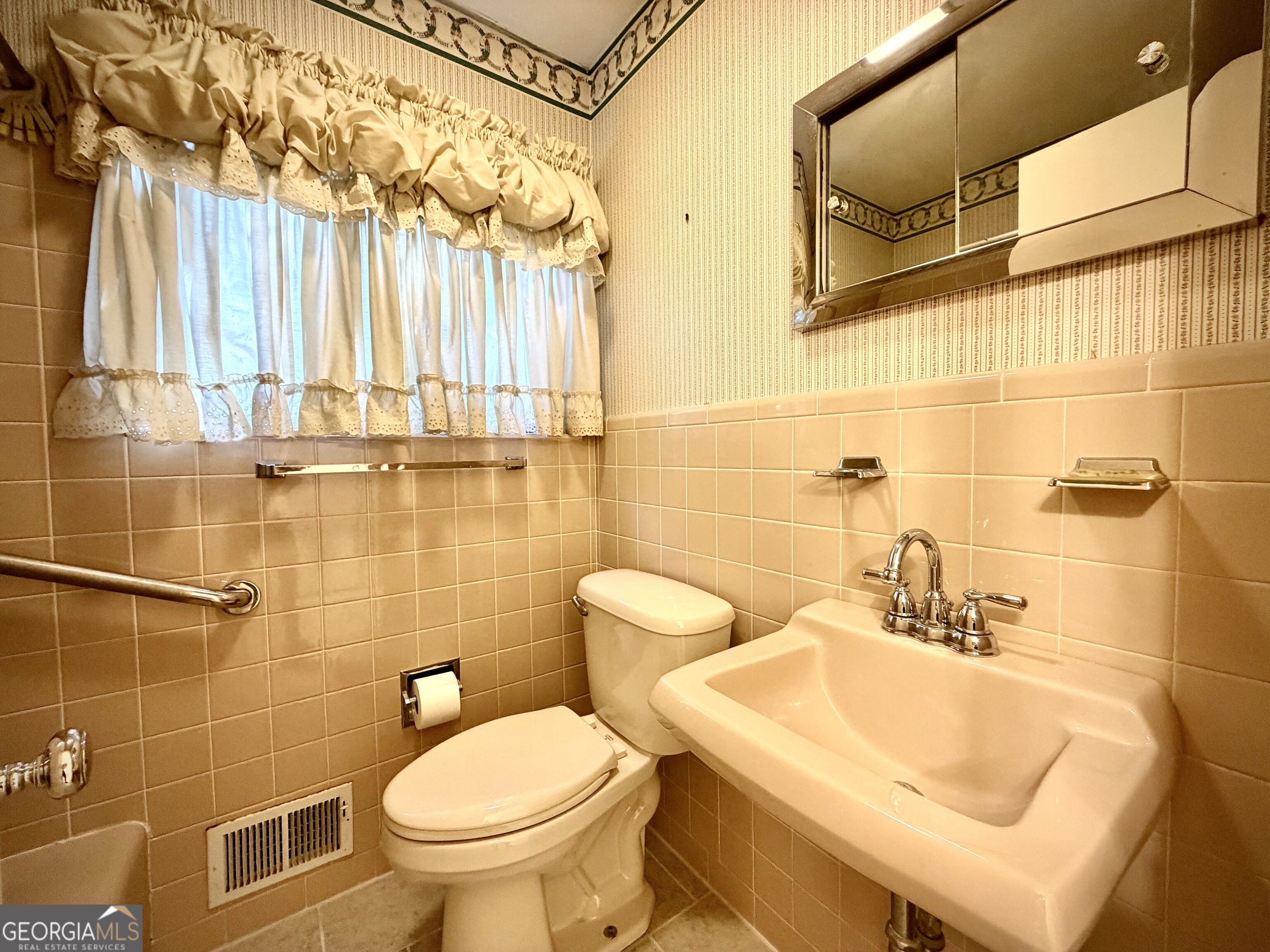 111 Roberson Street Dublin, GA 31021 - Photo 26 of 41 Gallery Image 26