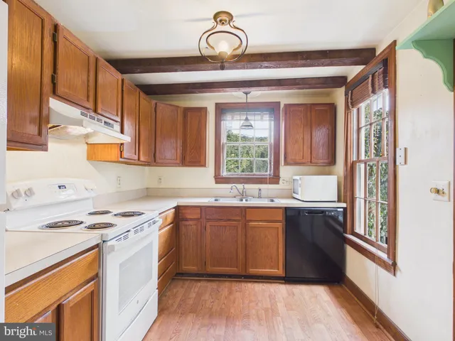 $179,900 | 927 Rose Street, Harrisburg, PA 17102