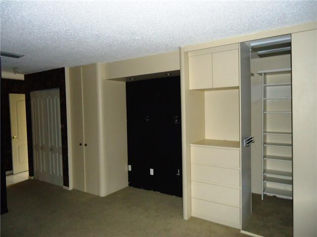 21218 Lago Circle, Unit B Boca Raton, FL 33433 - Photo 15 of 25 a view of an empty room