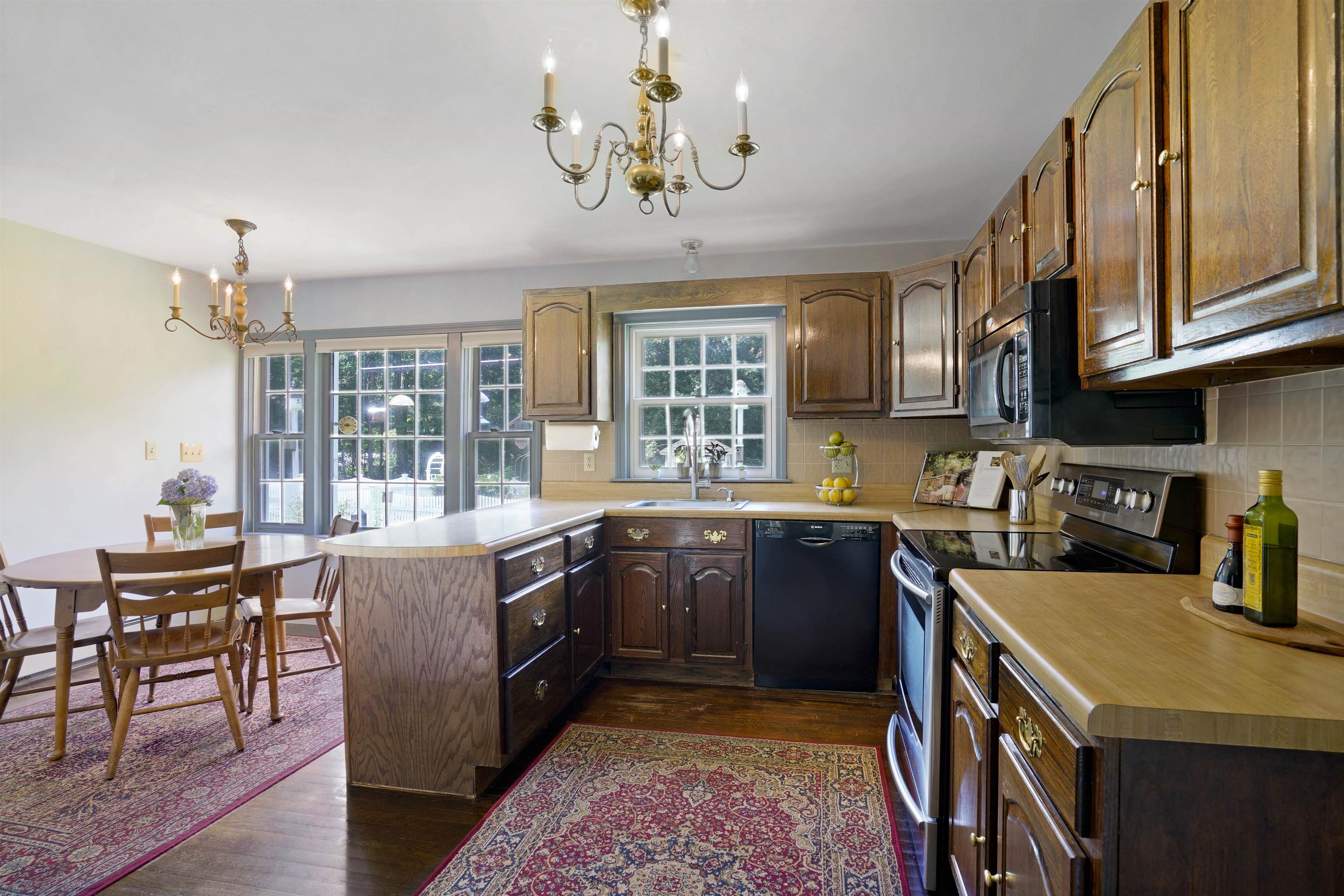 129 Castle Hill Road Windham, NH 03087 - Photo 12 of 40
