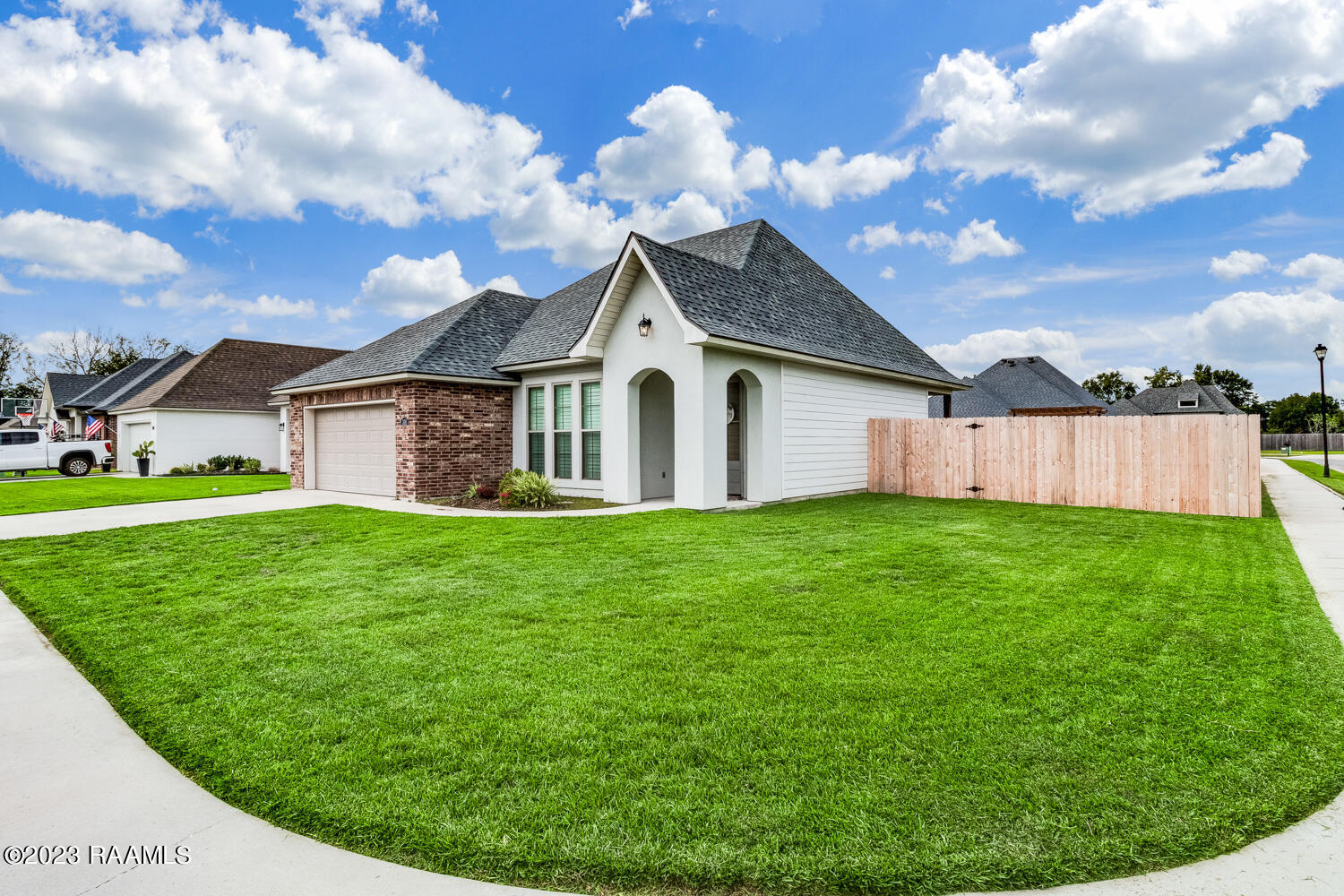 300 Durke Road Lafayette, LA 70508 - Photo 2 of 16 300 Durke Rd-14