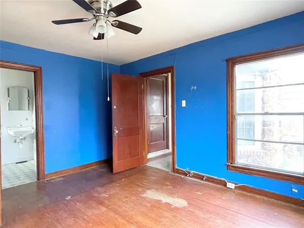 $150,000 | 409 West Davis Street, Hearne, TX 77859