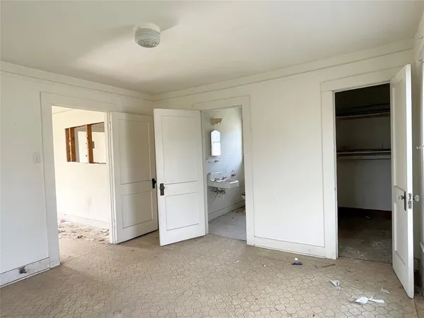 $150,000 | 409 West Davis Street, Hearne, TX 77859