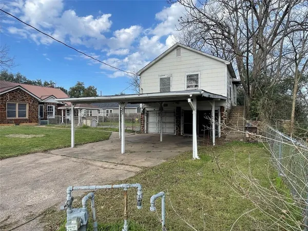 $150,000 | 409 West Davis Street, Hearne, TX 77859