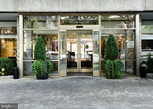 $1,750 | 950 25th Street Northwest, Unit 313N, Washington, DC 20037