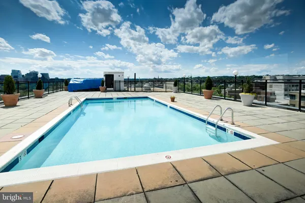$1,750 | 950 25th Street Northwest, Unit 313N, Washington, DC 20037