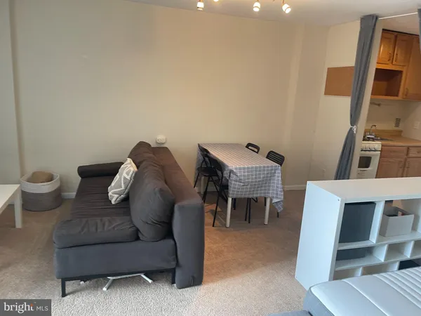 $1,750 | 950 25th Street Northwest, Unit 313N, Washington, DC 20037