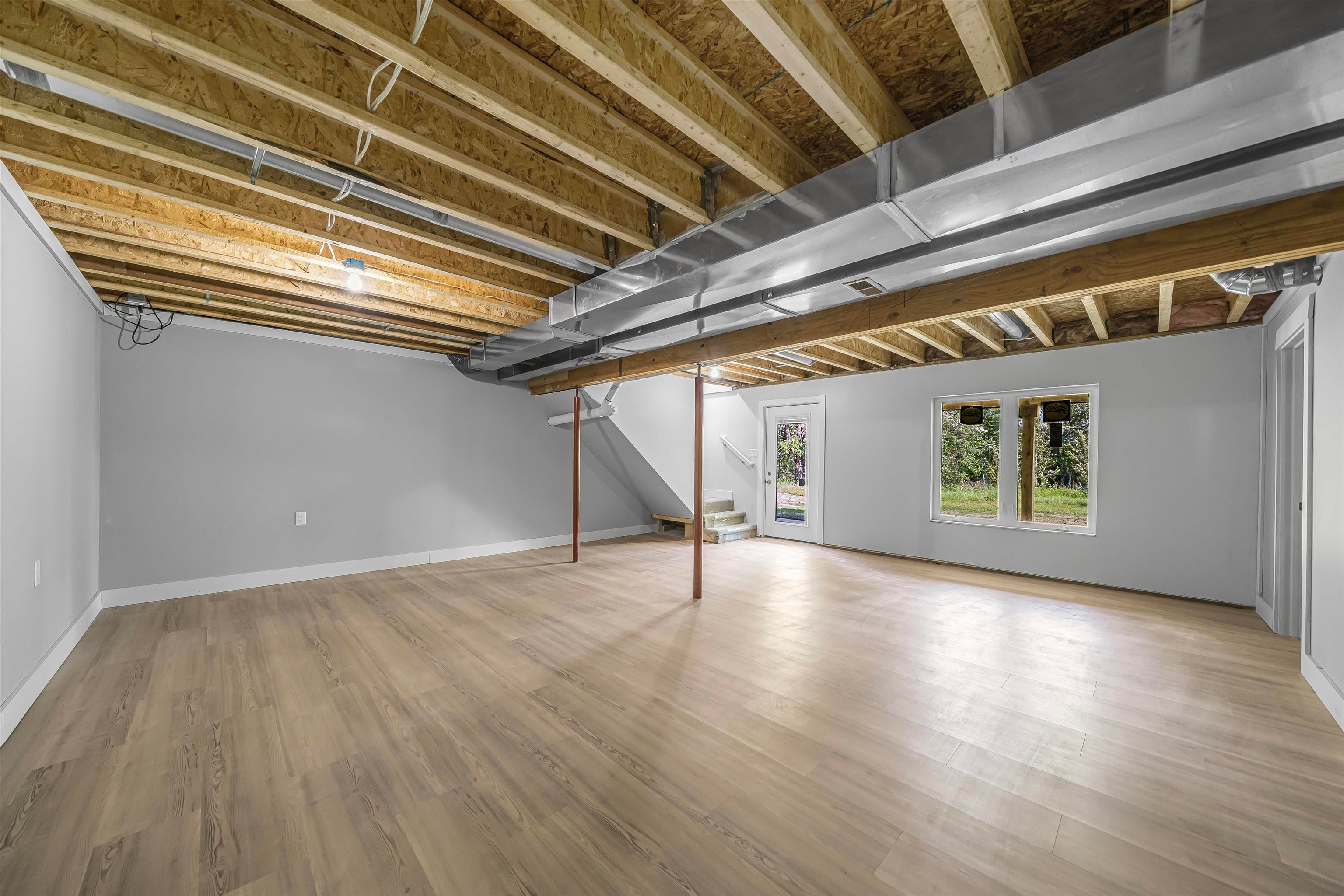 1713 Vanderlip Road Traverse City, MI 49686 - Photo 39 of 54 Gallery Image 39